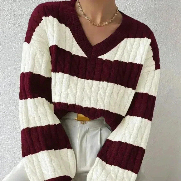 Red Violet Casual Women's Two Tone Cable Knit Drop Shoulder Sweater - Picture 1 of 6